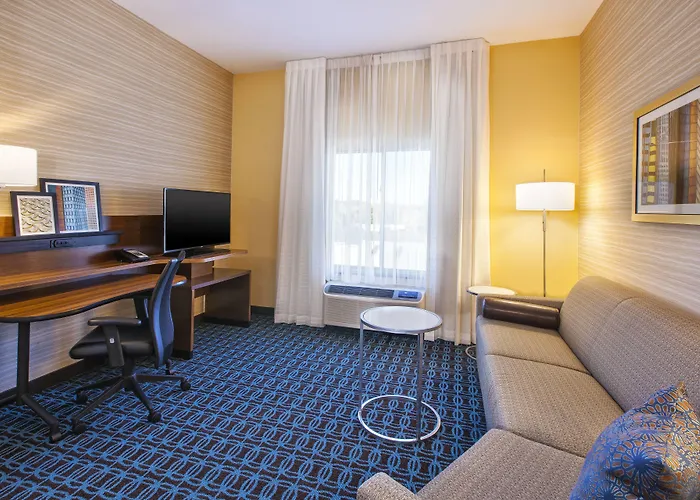 Fairfield Inn & Suites By Marriott Plattsburgh
