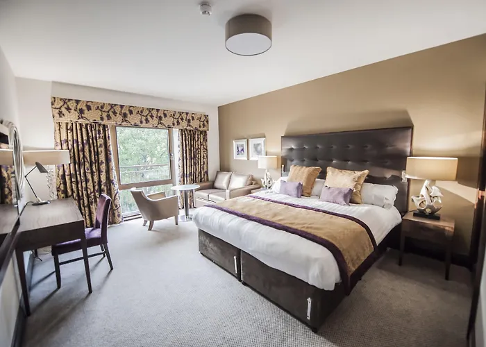 Parklands Hotel & Country Club