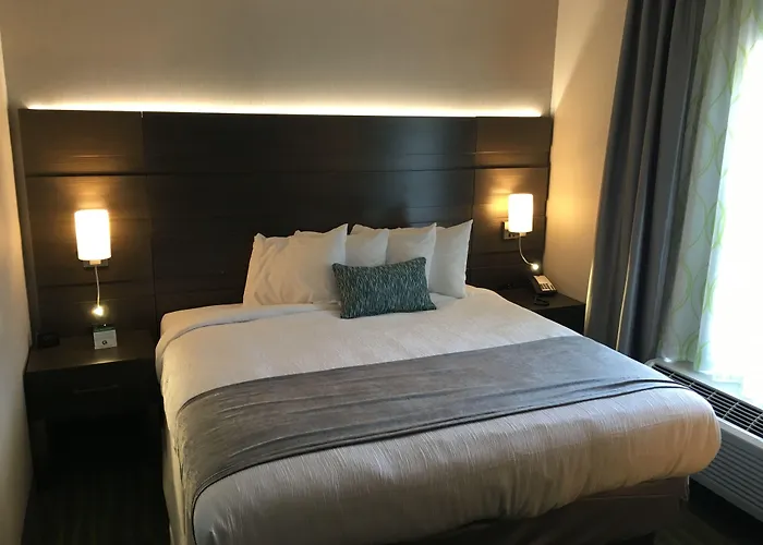 Best Western Plus Prien Lake Hotel & Suites - Lake Charles