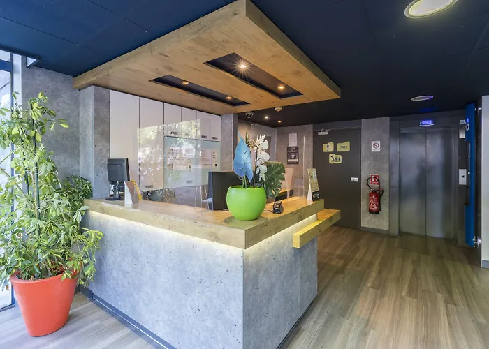 B&B HOTEL Troyes Centre