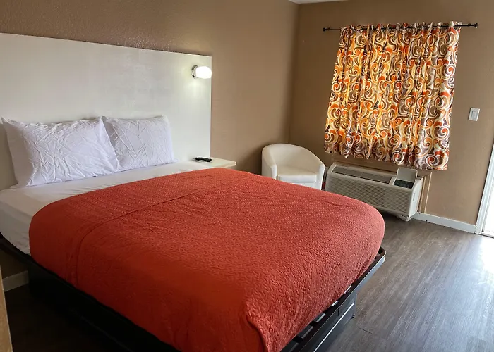 Hotel Eastin Atchison