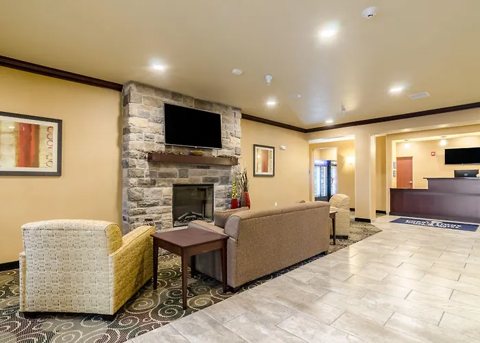 Cobblestone Hotel & Suites - Mccook
