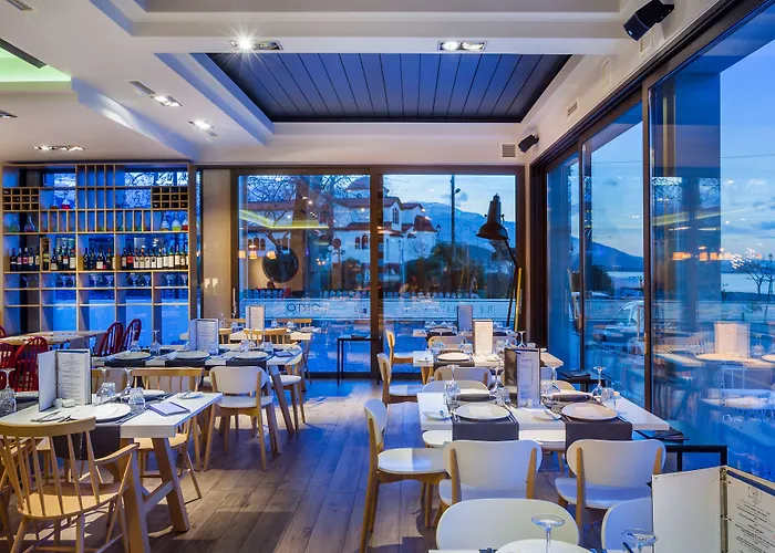 Porto Marine Hotel