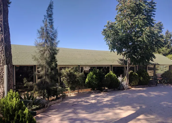 Alhambra Palace Hotel Suites - Ramallah