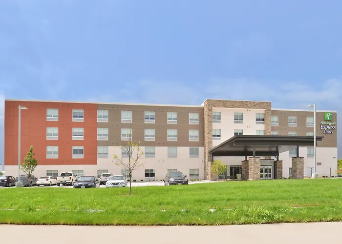 Holiday Inn Express & Suites Omaha Airport By Ihg
