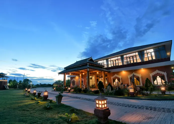 Bagan Emerald Hotel
