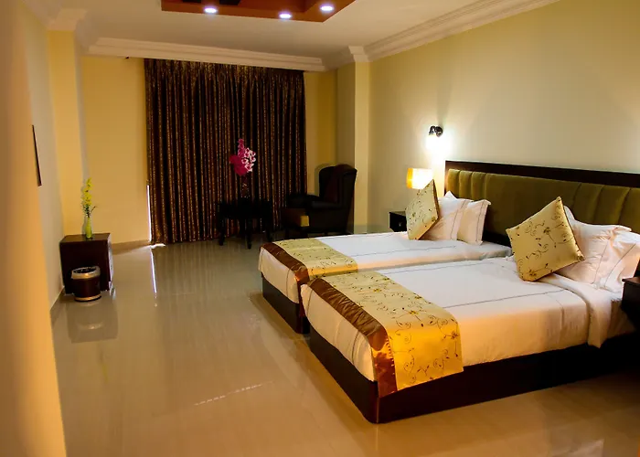 Queen Plaza Hotel
