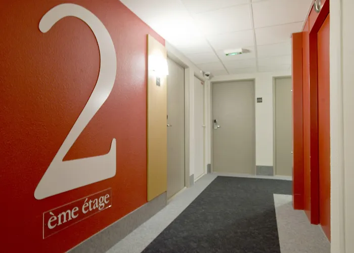 B&B HOTEL Maubeuge-Louvroil