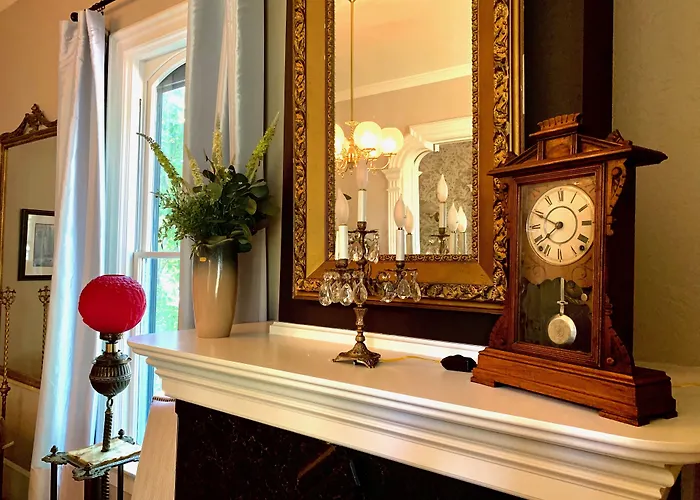 McCall House Boutique Hotel