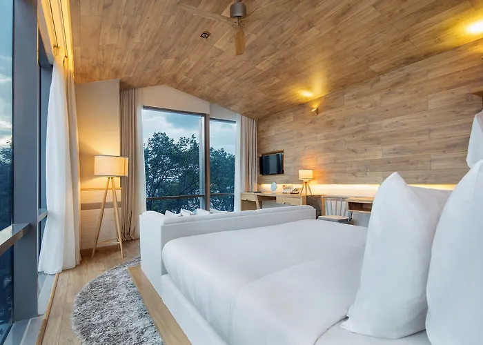 Fusion Suites Saigon