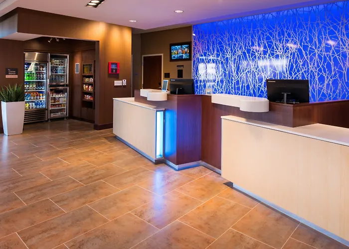 Fairfield Inn & Suites By Marriott Akron Stow