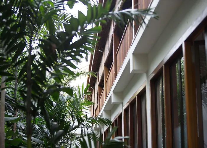 Muntri Grove