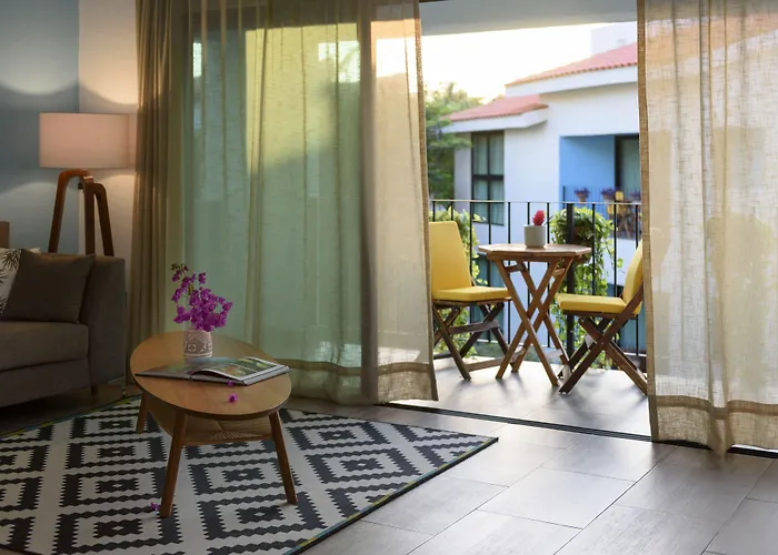 San Tropico Boutique Hotel & Peaceful Escape