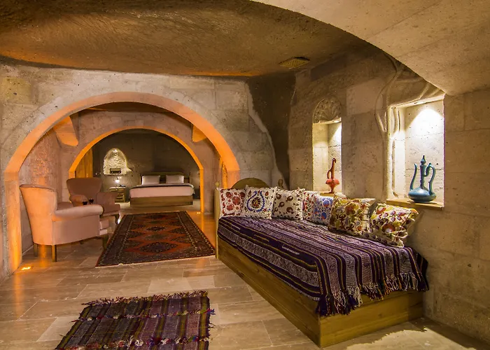 Caldera Cave Hotel