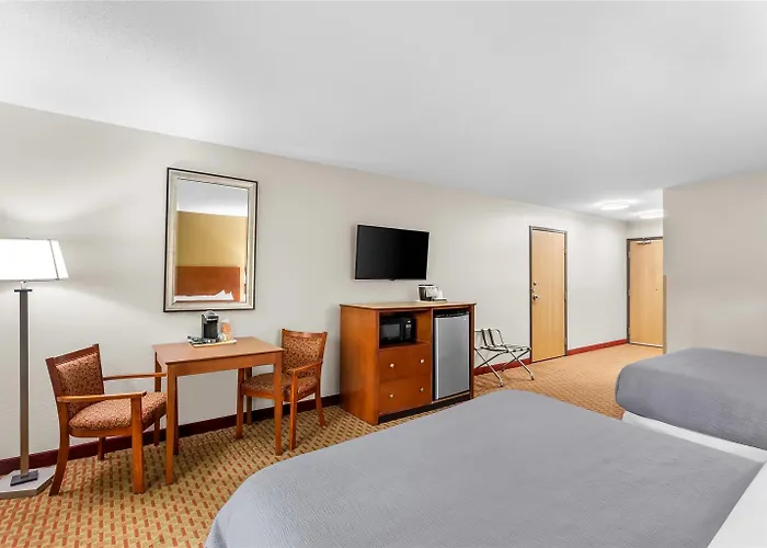 Quality Inn Near Interstate I94