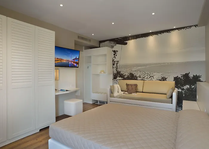 Embassy Hotel & Spa