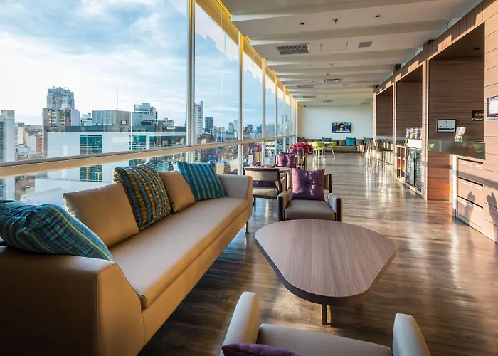 Hampton By Hilton Bucaramanga