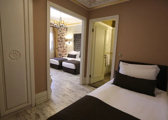 L'Agora Old Town Hotel & Bazaar