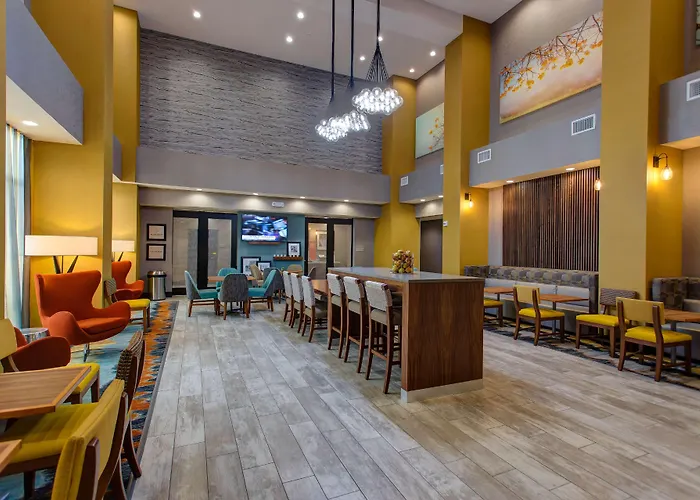 Hampton Inn&Suites-Wichita/Airport, KS