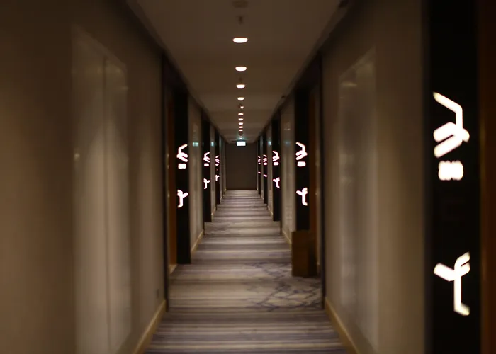 Four Points By Sheraton Surabaya, Tunjungan Plaza
