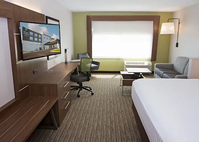 Holiday Inn Express & Suites Greenwood Mall By Ihg