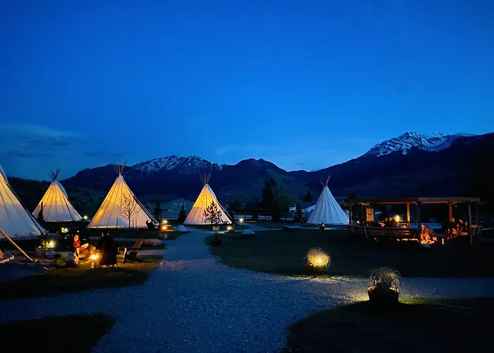 Dreamcatcher Tipi Hotel Gardiner