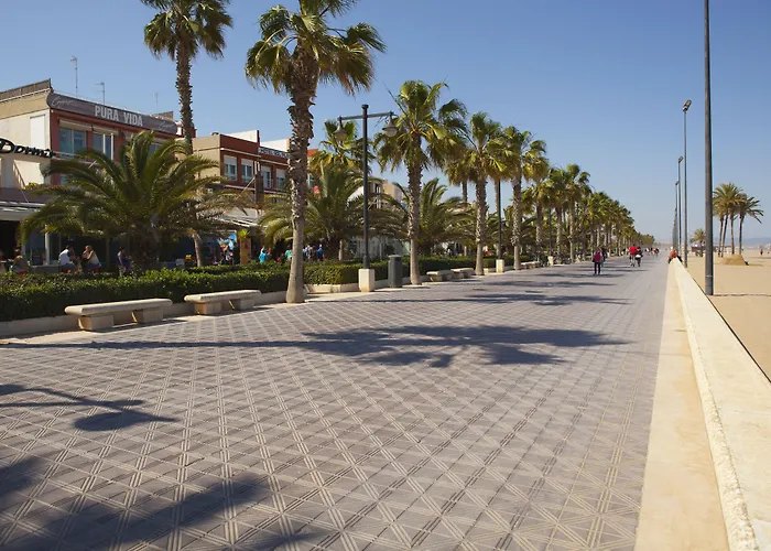 Malvarrosa Beach Rooms Valencia