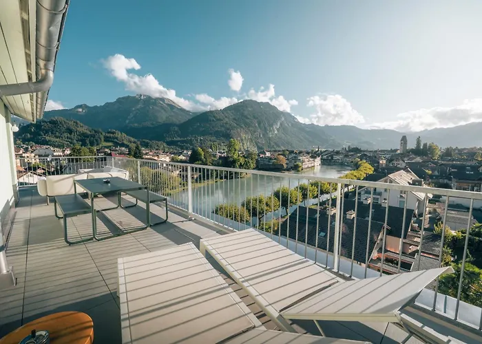 Hop Apartments & Suites