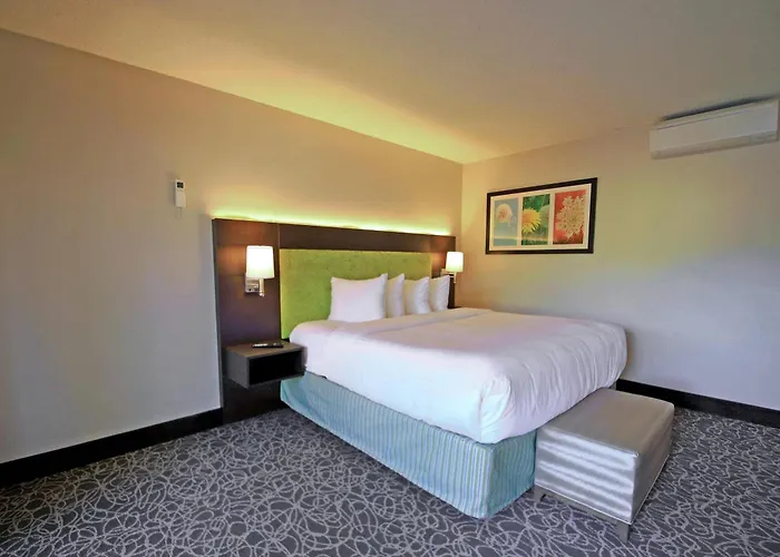 El Sendero Inn, An Ascend Collection Hotel