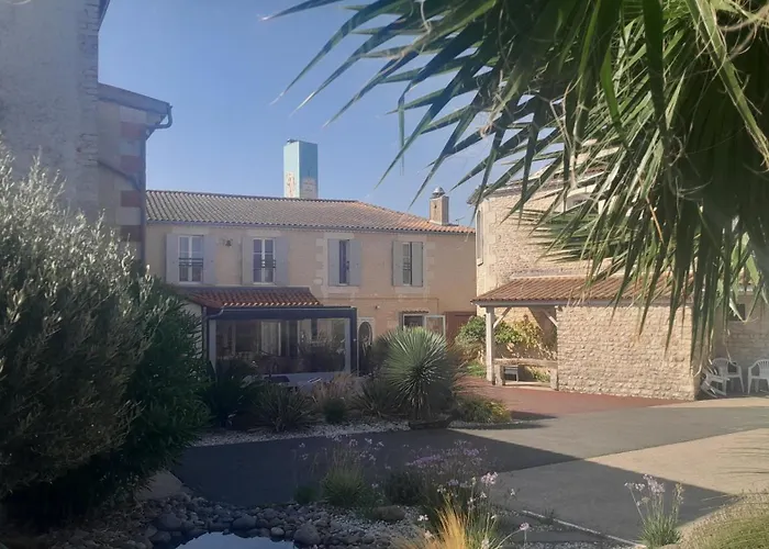 Hôtel Restaurant Le Commerce