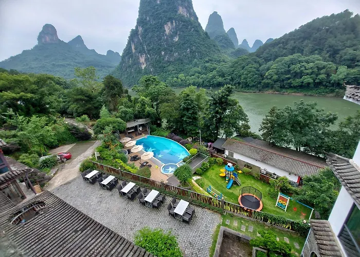 Yangshuo Li River Resort