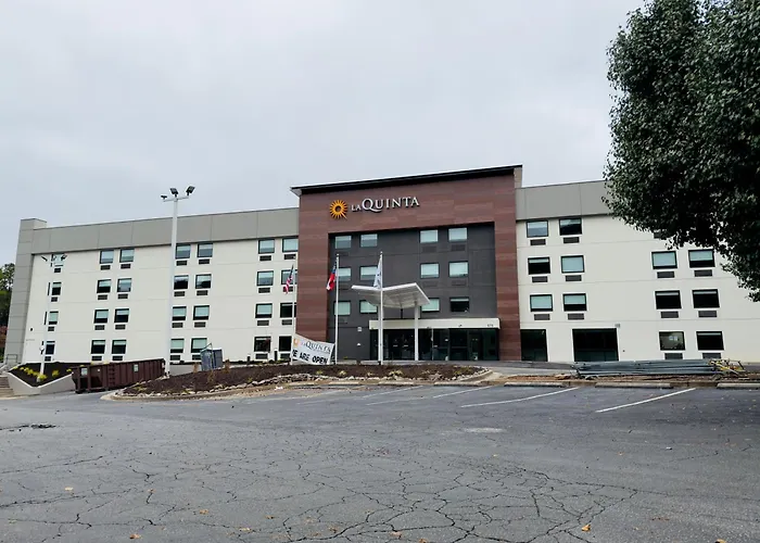 La Quinta By Wyndham Atlanta Roswell