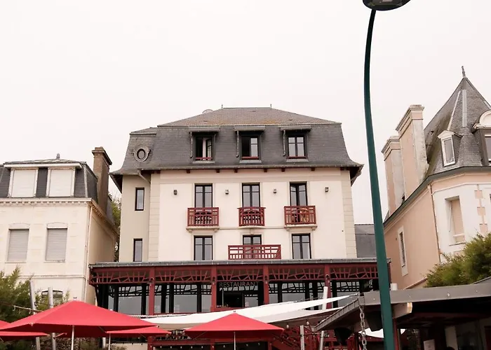 Hôtel Restaurant Ar Iniz
