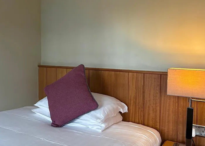 St. Davids Cross Hotel