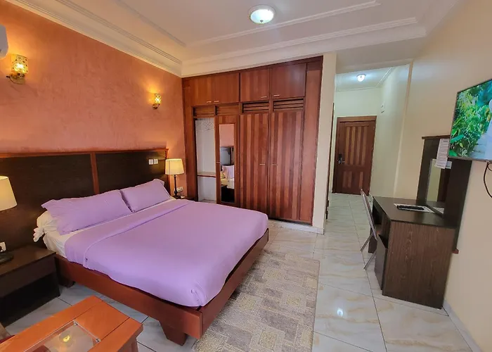 Safyad Hotel