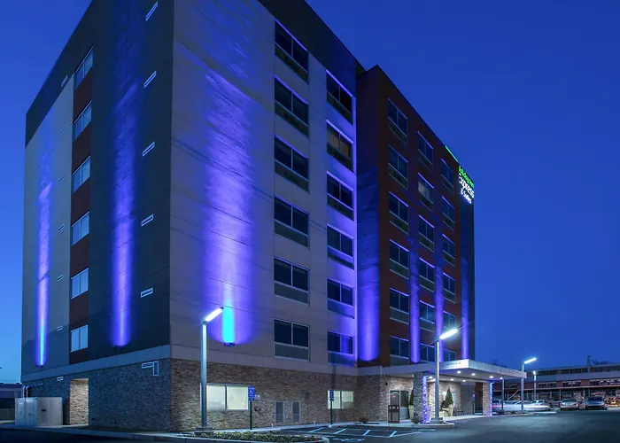 Holiday Inn Express & Suites Jersey City North - Hoboken By Ihg