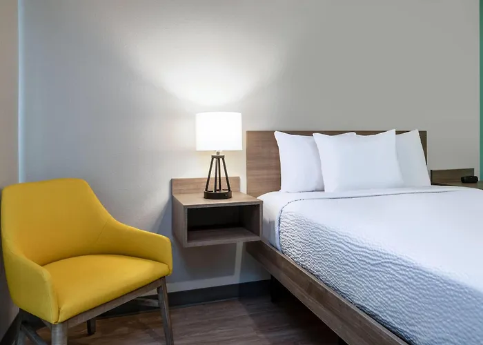 Echo Suites Extended Stay By Wyndham Springfield Airport Plz