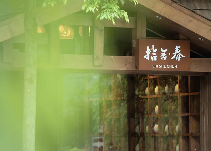 Shishe Spring Designer Homestay