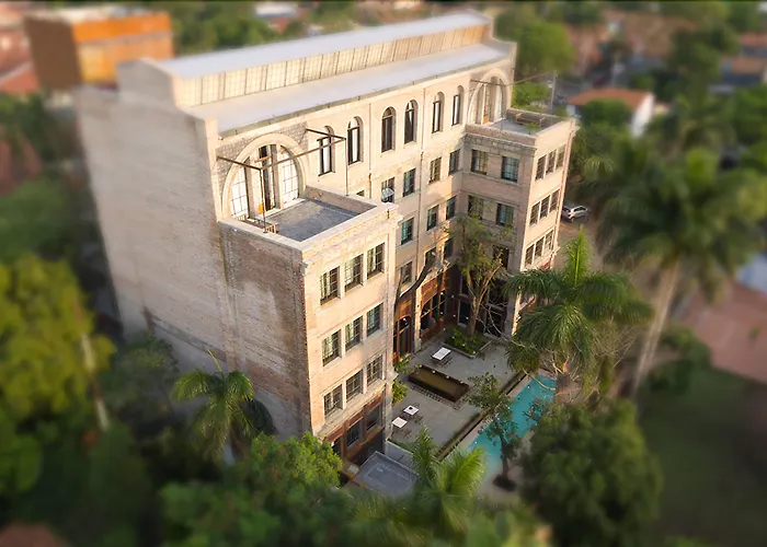 Factoria Hotel