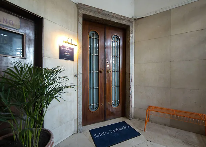 Salotto Borbonico Bed and Breakfast Napels