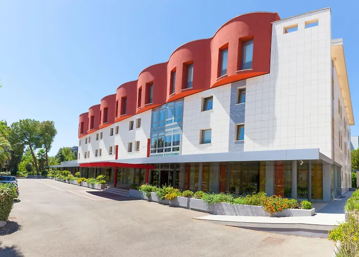 Bv President Hotel Rende