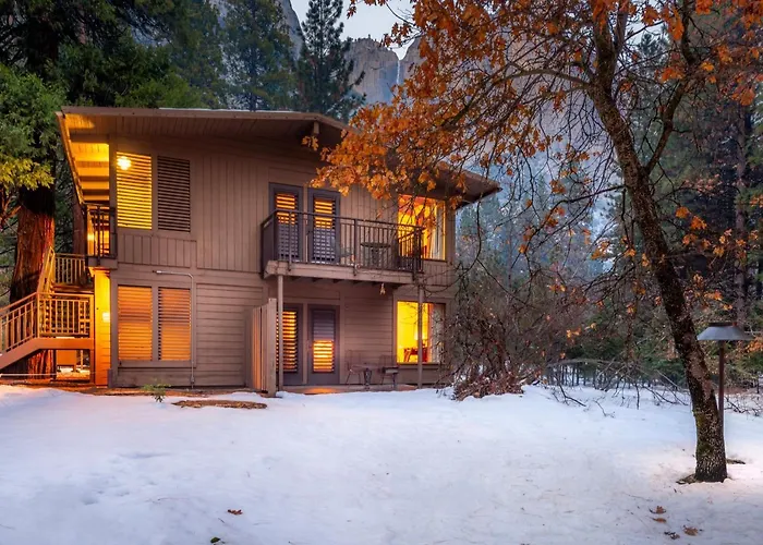 Yosemite Valley Lodge
