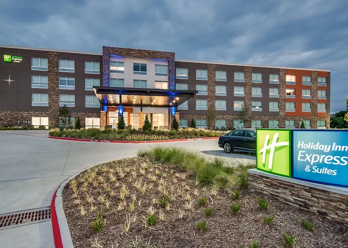 Holiday Inn Express & Suites Dallas North - Addison By Ihg