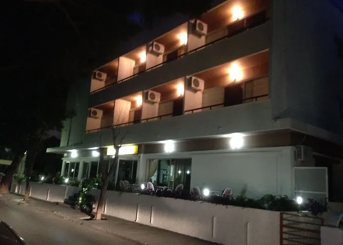 Phaethon Hotel