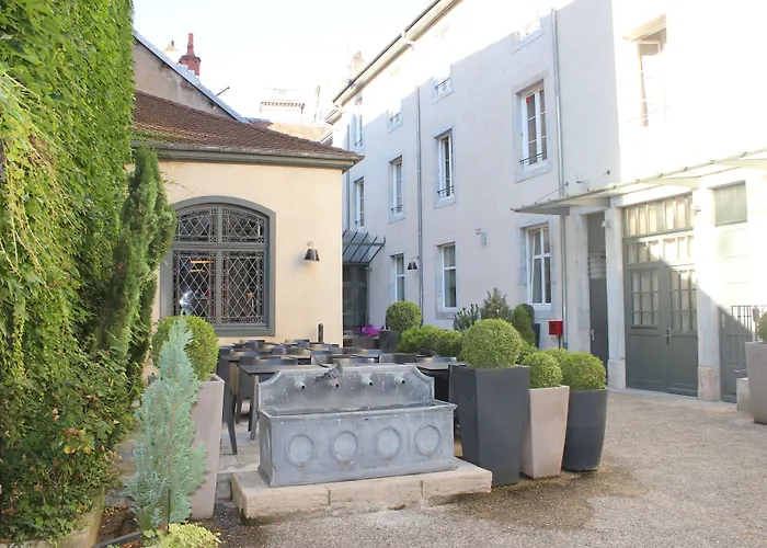 Hotel De Paris