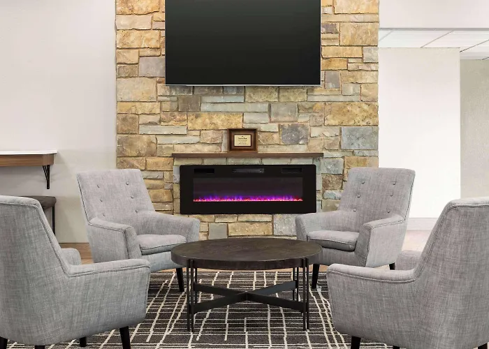 Americinn By Wyndham La Crosse Riverfront Conference Center