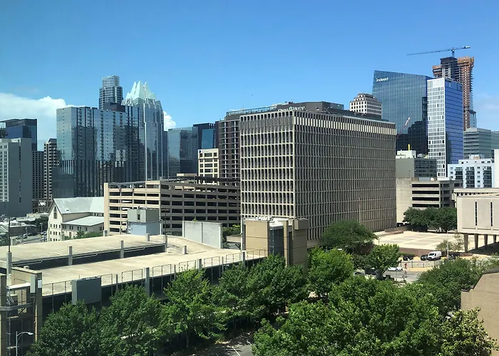 Hyatt House Austin/Downtown