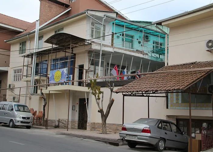 Anvar'S Guests