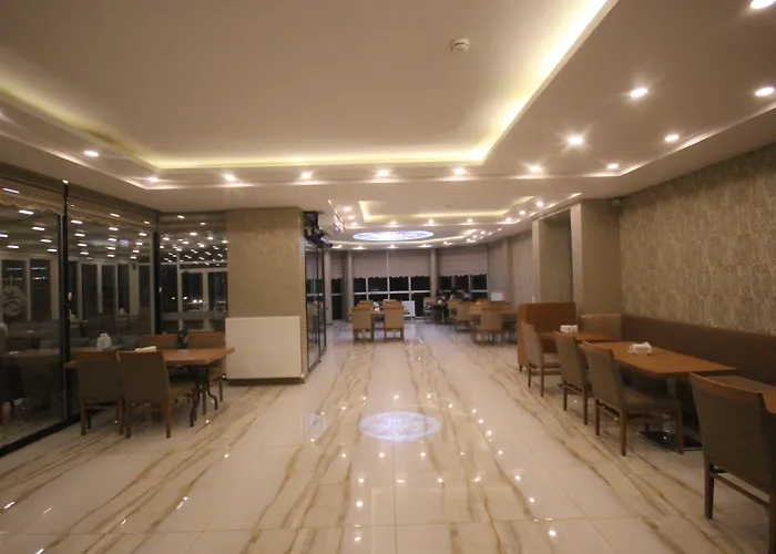 Garden Zara Hotel