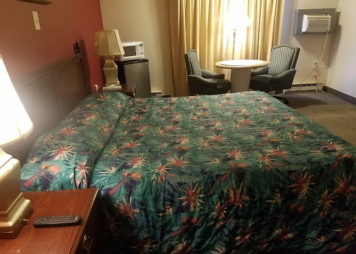 Maplehurst Motel